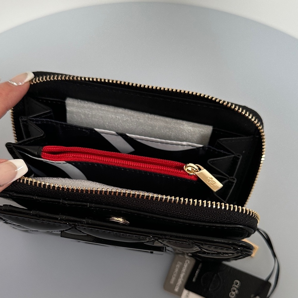 Cleo Glossy Black Patent leather Clutch - Picture 7 of 8